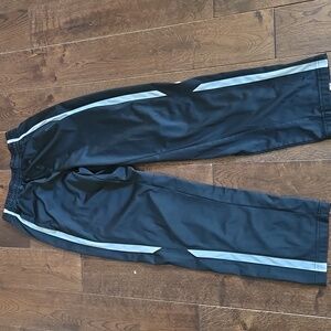 Nike Soccer Pants Women's Small Black And White Athletic Warmup